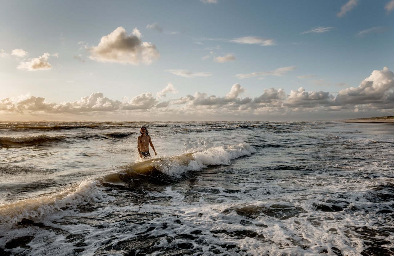 bathing henne beach denmark 4 ©Mette Johnsen medium